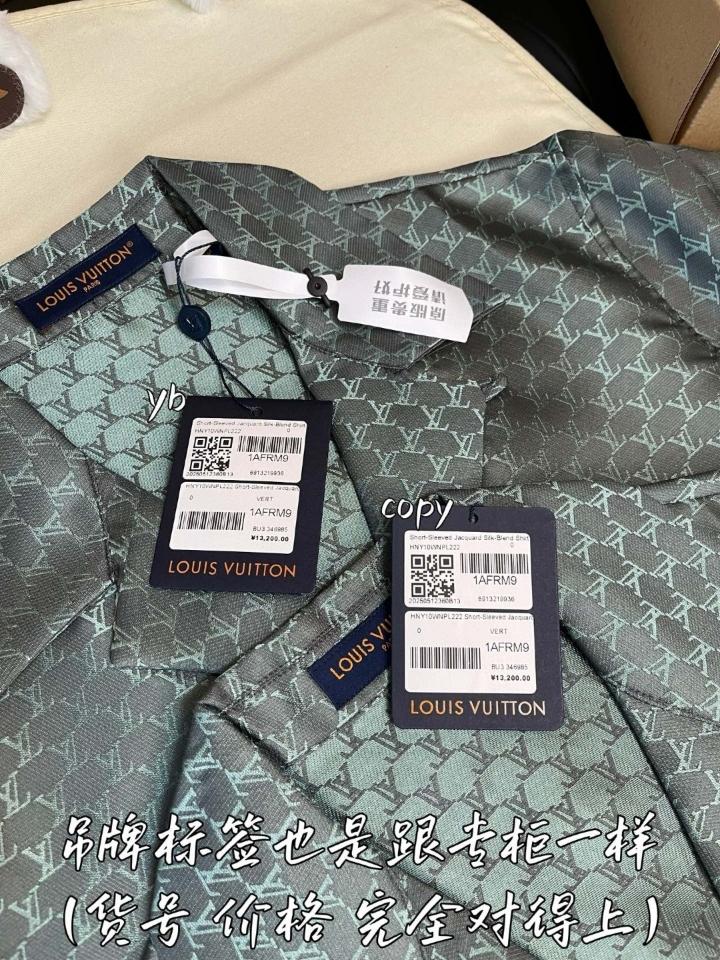 Louis Vuitton 1AFRM9
Áo Sơ Mi-duoc-ban-tai-HVIP Shoes & Clothes