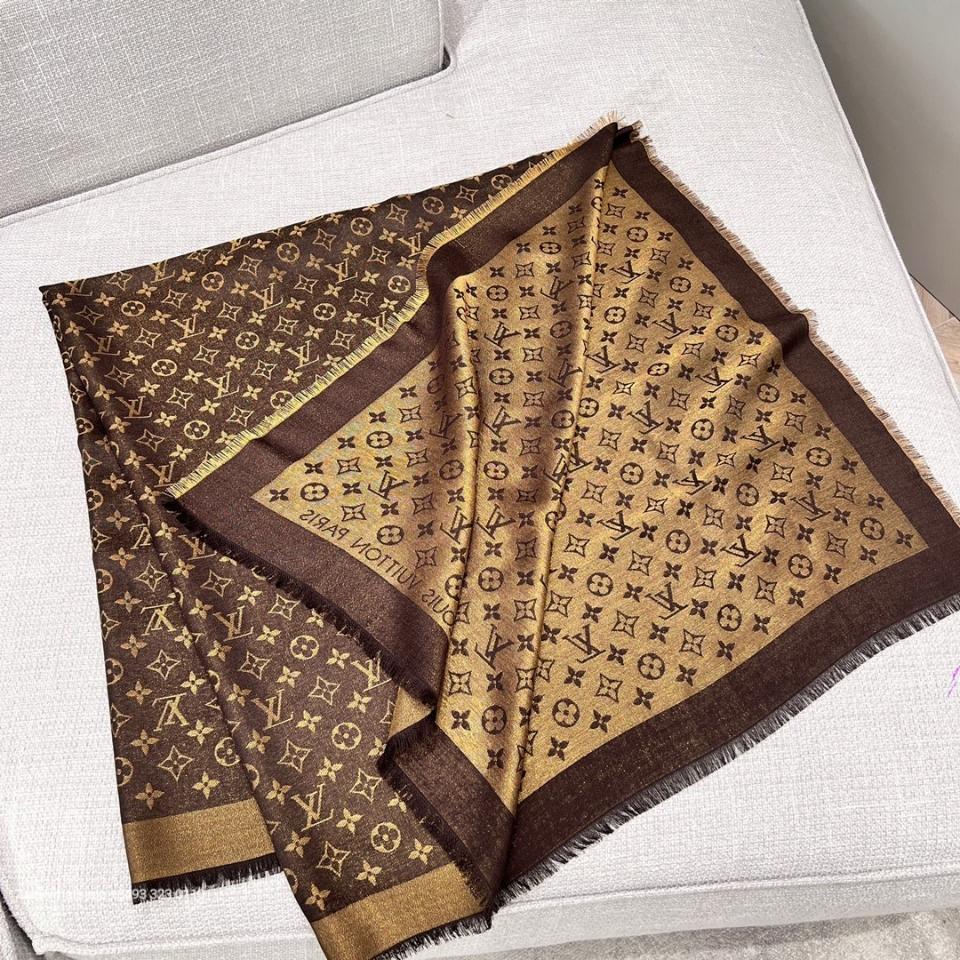 LOUIS VUITTON M75122
Monogram Shine Shawl brown K3-duoc-ban-tai-Hvip Bags & Accessories