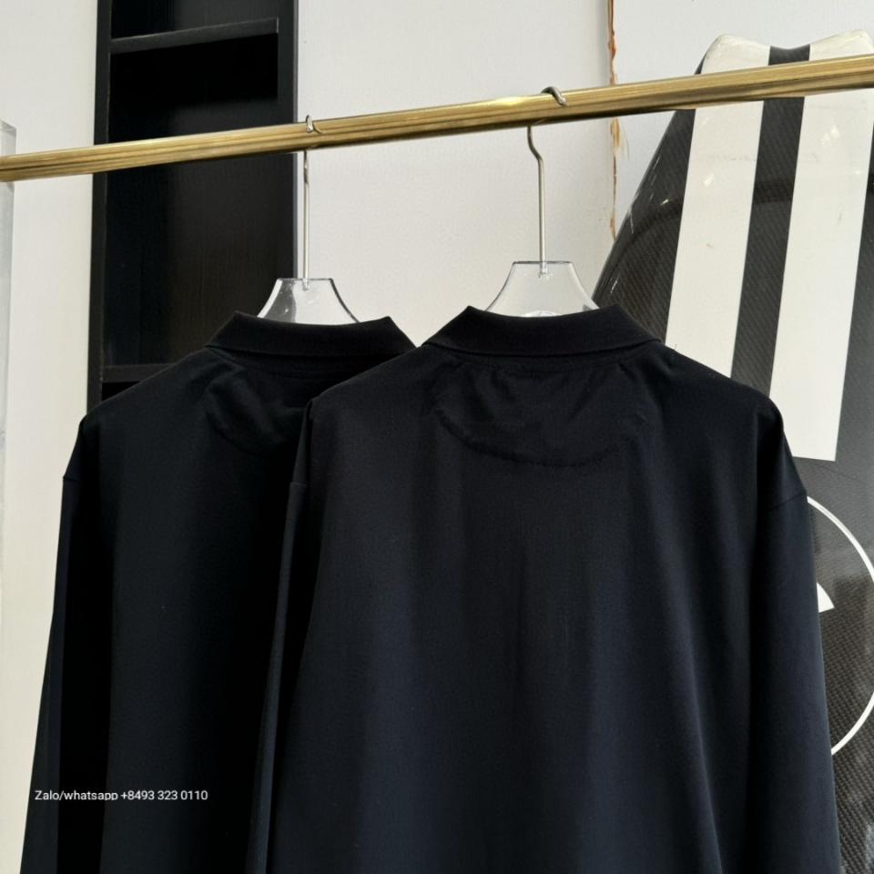Prada Long-sleeved piqué and Re-Nylon polo shirt

-duoc-ban-tai-Hvip Bags & Accessories