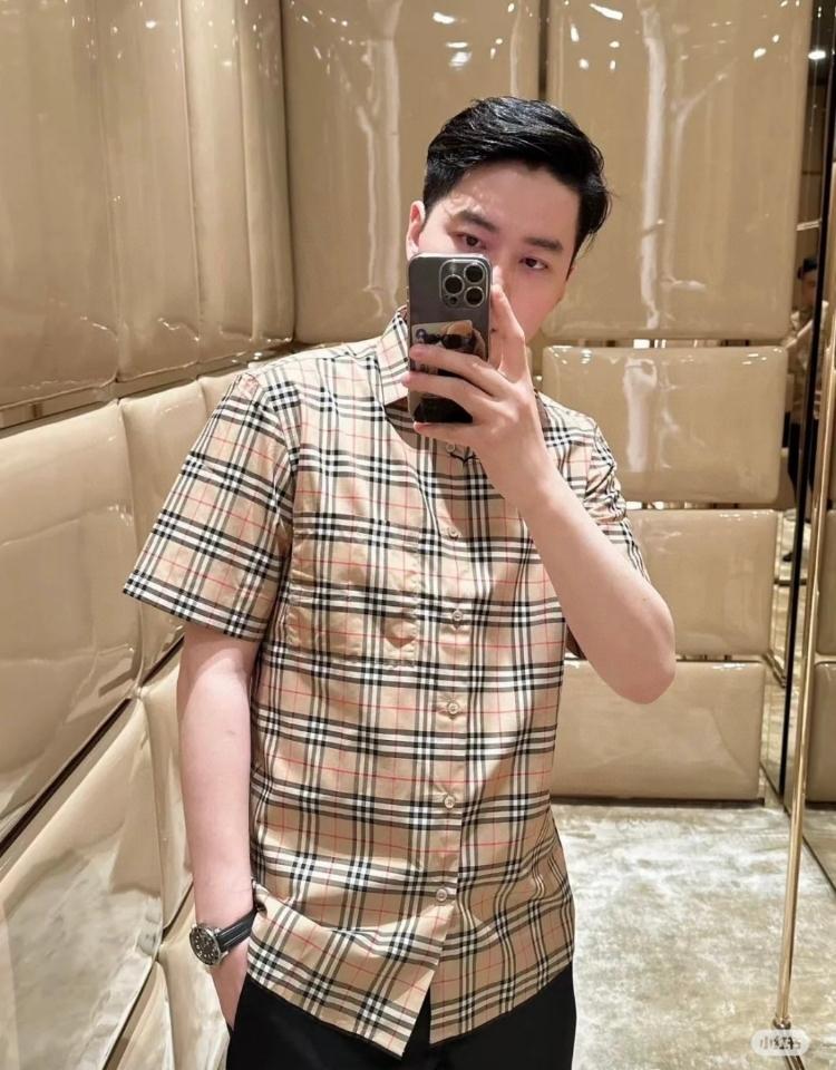 Burberry Check Cotton Shirt
Archive beige-duoc-ban-tai-HVIP Shoes & Clothes