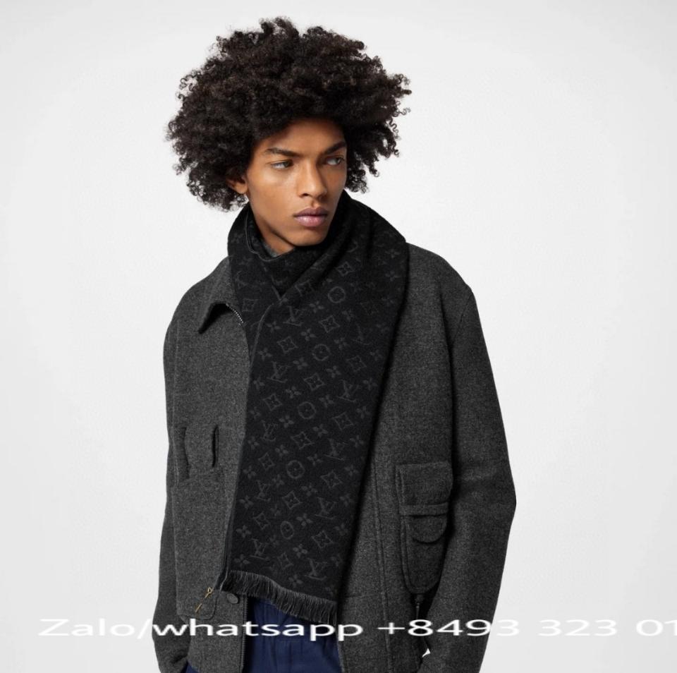 Louis Vuitton M70520
Monogram Classic scarf black K4 -duoc-ban-tai-Hvip Bags & Accessories