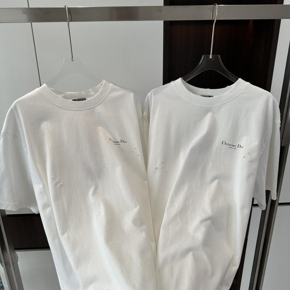 Christian Dior Couture Lily of the Valley T-Shirt, Relaxed Fit White Cotton Jersey 593J672A0554_C089 1-duoc-ban-tai-HVIP Shoes & Clothes