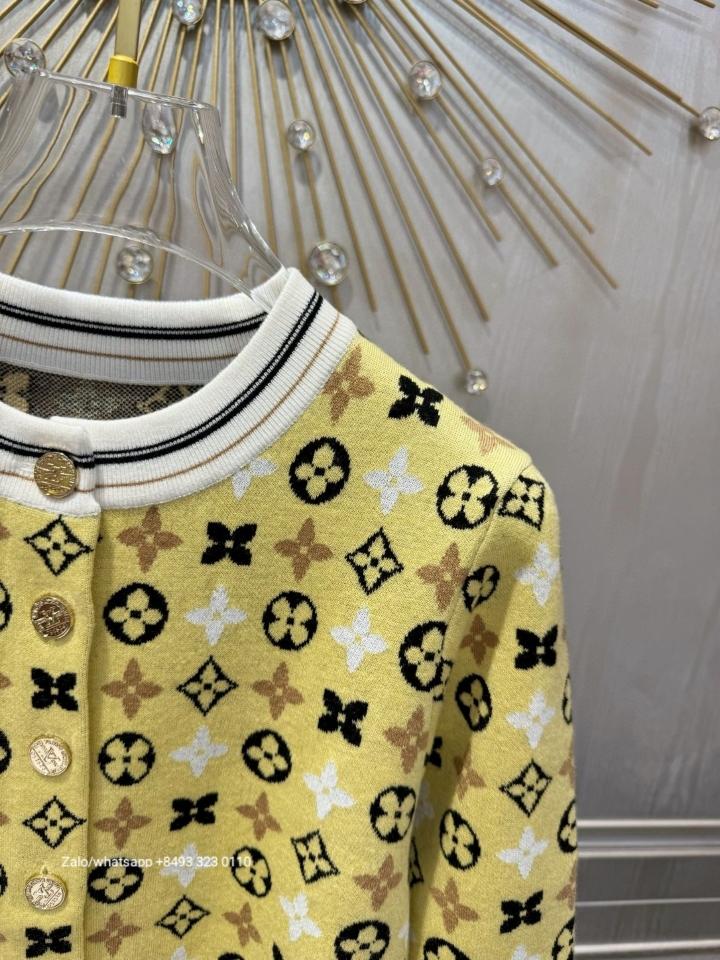 Louis Vuitton 1AFZOF

Monogram Kaleidoscope Cardigan

V4-duoc-ban-tai-Hvip Bags & Accessories