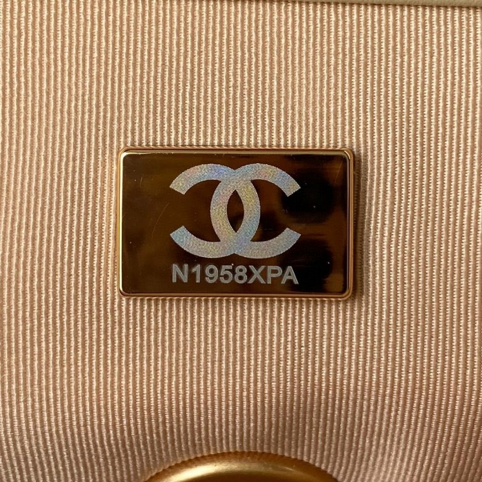 CHANEL 19 HANDBAG  Large Shiny Lambskin, Silver-Tone, Gold-Tone & Ruthenium-Finish Metal  beige AS1161 Cr1( 20 x 30 x 10cm)-duoc-ban-tai-Hvip Bags & Accessories