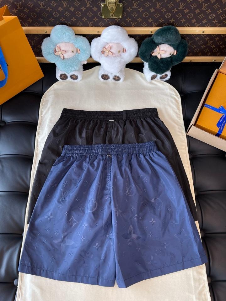 Louis Vuitton 1A7Y0P
Signature Swim Board Shorts blue-duoc-ban-tai-HVIP Shoes & Clothes