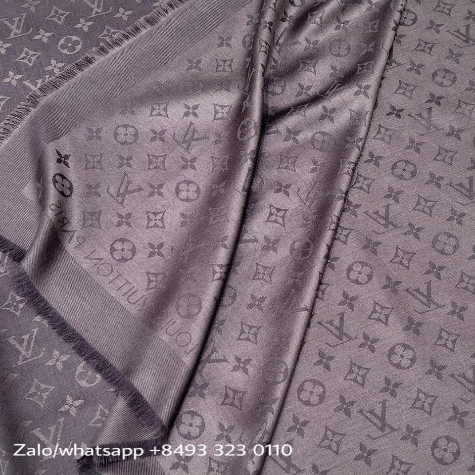 Hvip Bags \u0026 Accessories . Louis Vuitton M74752 Monogram Classic Shawl dark  grey K4