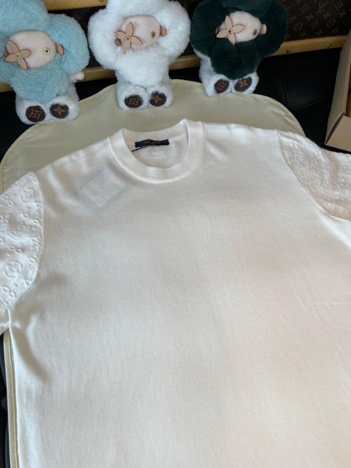 Louis Vuitton 1AHWCC
Short-Sleeved Cotton Crewneck white-duoc-ban-tai-HVIP Shoes & Clothes