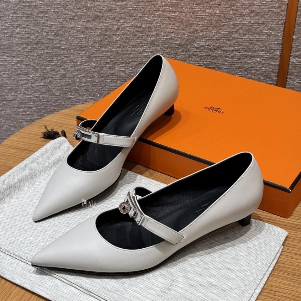 Hermès Kiara 40 pump gris Clair H251007Z-duoc-ban-tai-HVIP Shoes & Clothes
