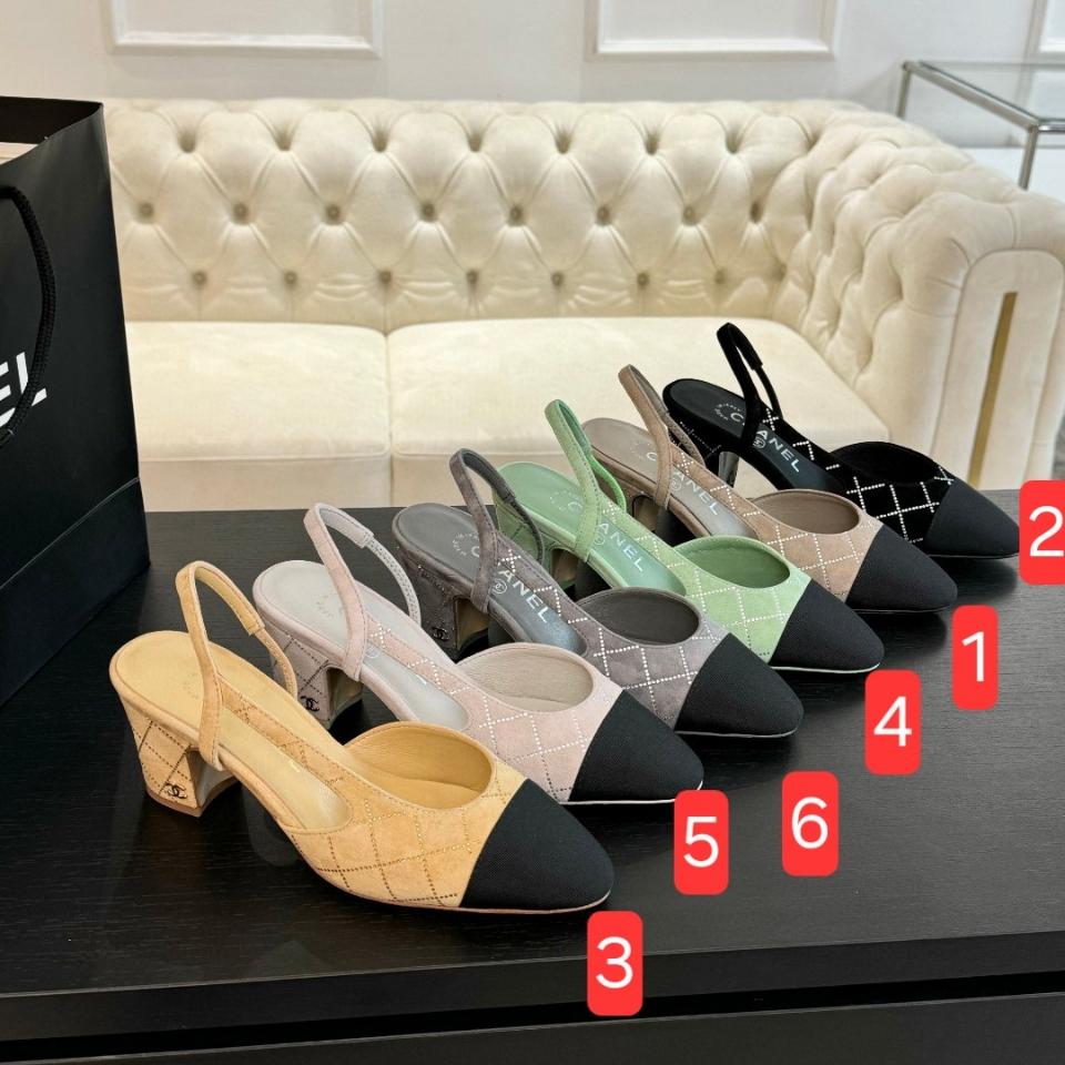 Chanel Cruise 2024/25
Slingbacks
Suede Goatskin & Grosgrain 6,5cm G31318 sh2-duoc-ban-tai-HVIP Shoes & Clothes