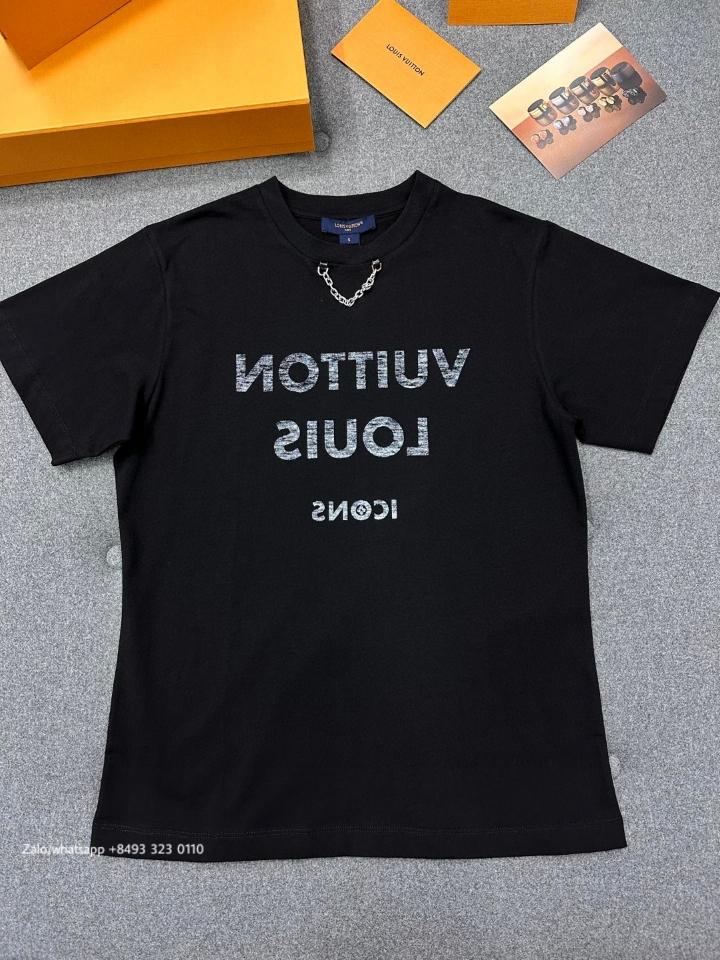 Louis Vuitton 1A84CJ

Icon

Louis Vuitton Print T-Shirt

Tur-duoc-ban-tai-Hvip Bags & Accessories
