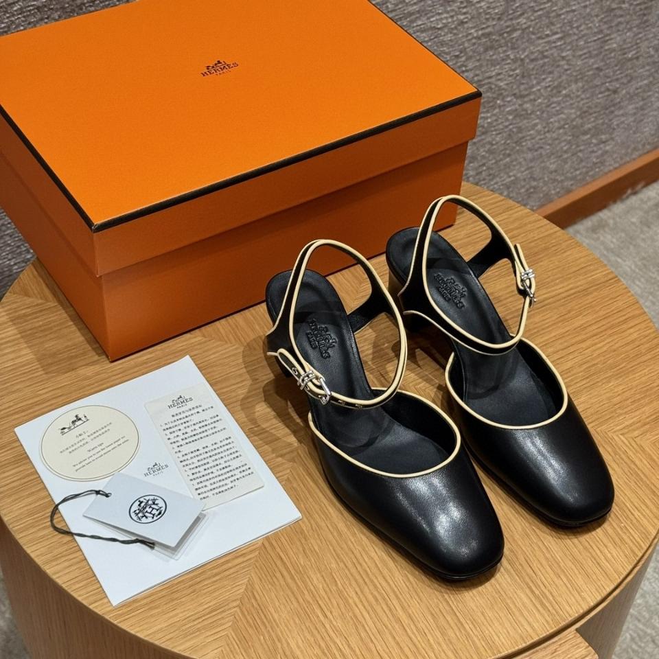 Hermès Kamilla 60 pump Noir / Jaune Malawi  H251270Z -duoc-ban-tai-HVIP Shoes & Clothes