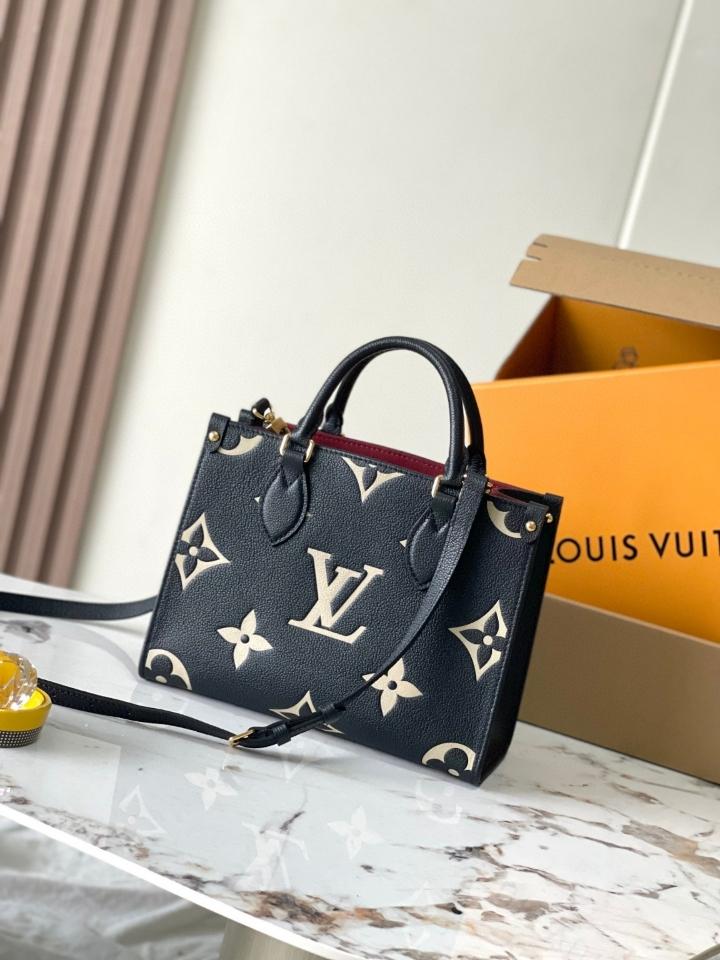 Louis Vuitton M45659
Onthego PM Tote Bag

Lv1-duoc-ban-tai-Hvip Bags & Accessories