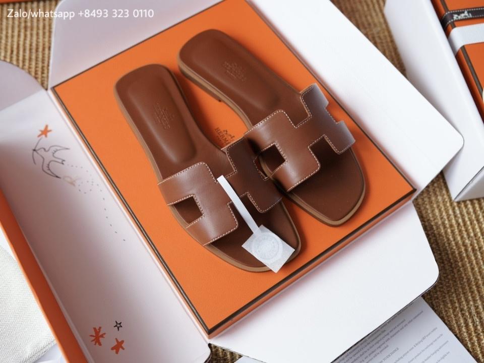 Hermès oran sandals box gold H021056Z S2 -duoc-ban-tai-Hvip Bags & Accessories