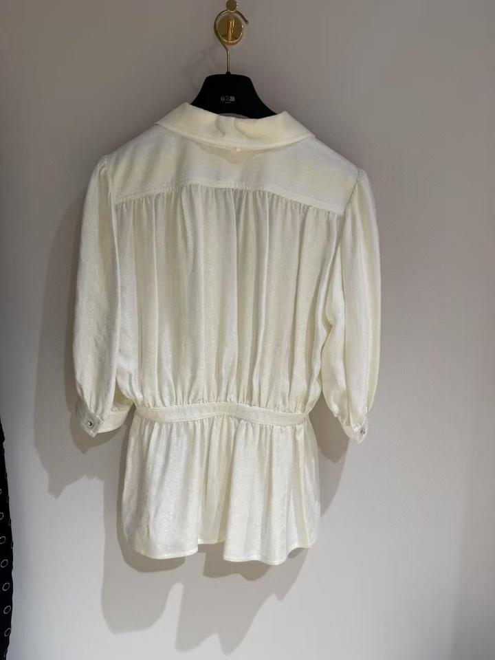 Louis Vuitton 1AHF92
Fashion Show
Puff Sleeve Jacquard Blouse-duoc-ban-tai-HVIP Shoes & Clothes