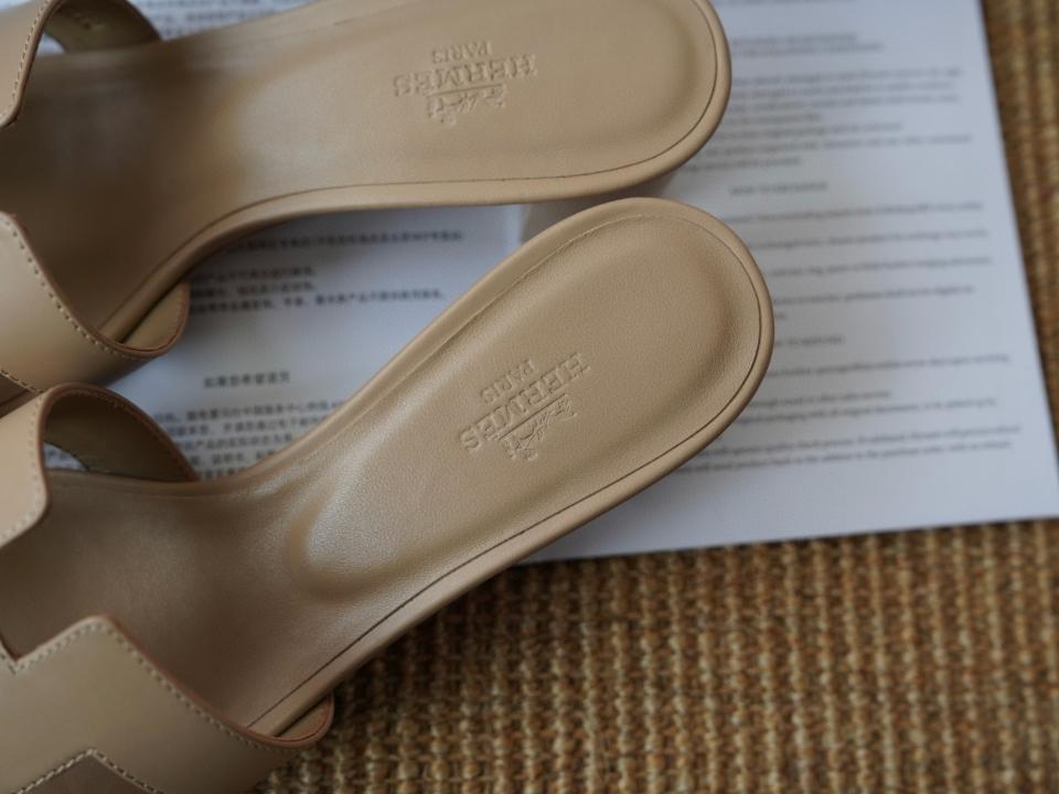 Hermès Oasis sandal Beige Lin Swift (box ) H141146Z-duoc-ban-tai-HVIP Shoes & Clothes