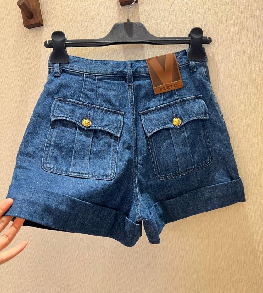Valentino LIGHTWEIGHT DENIM SHORTS 6B3DD18S94C_558-duoc-ban-tai-HVIP Shoes & Clothes