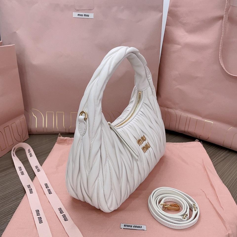 Miu Miu Wander matelassé nappa leather hobo bag sand white 5BC153_N88_F0009_V_OOO-duoc-ban-tai-Hvip Bags & Accessories