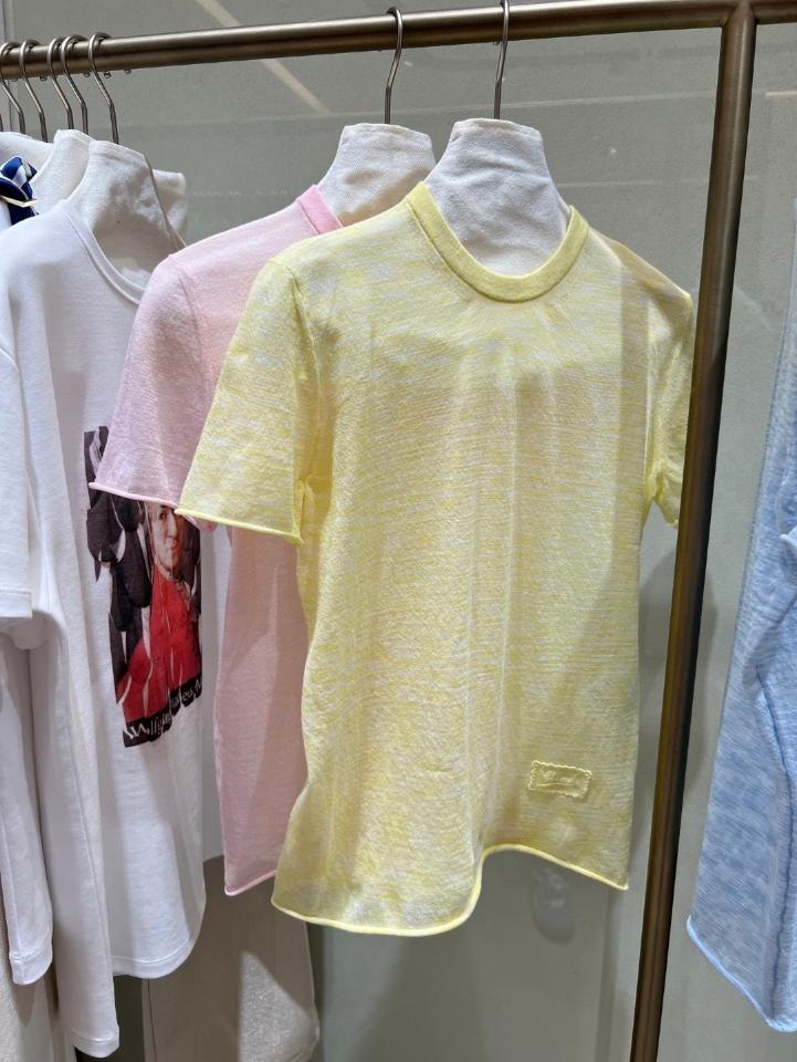 Chanel t-shirt 2025-duoc-ban-tai-HVIP Shoes & Clothes