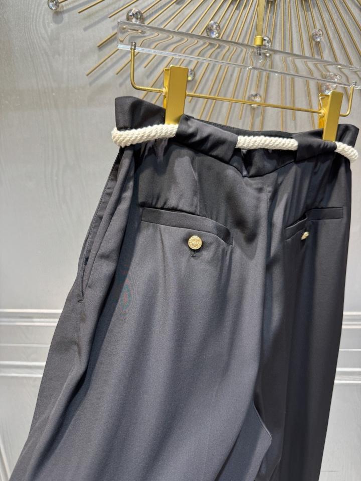 Louis Vuitton 1AHJM0
Nautical
Rope Belt Tailored Pants-duoc-ban-tai-HVIP Shoes & Clothes