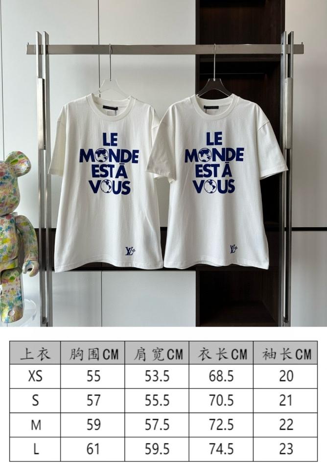 Louis Vuitton 1AHCW5
Graphic Cotton T-Shirt-duoc-ban-tai-HVIP Shoes & Clothes