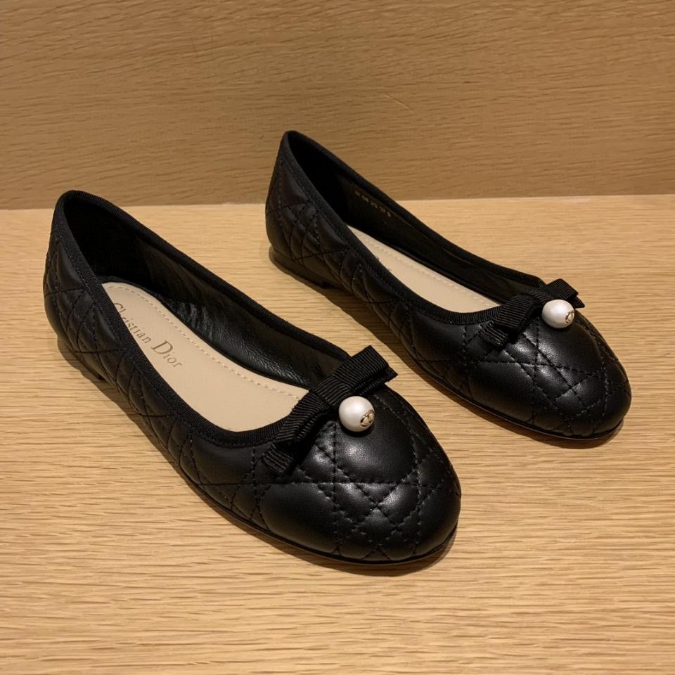 Dior Ballet Flat
Black Quilted Cannage Calfskin
 KDB877CQC DS -duoc-ban-tai-Hvip Bags & Accessories