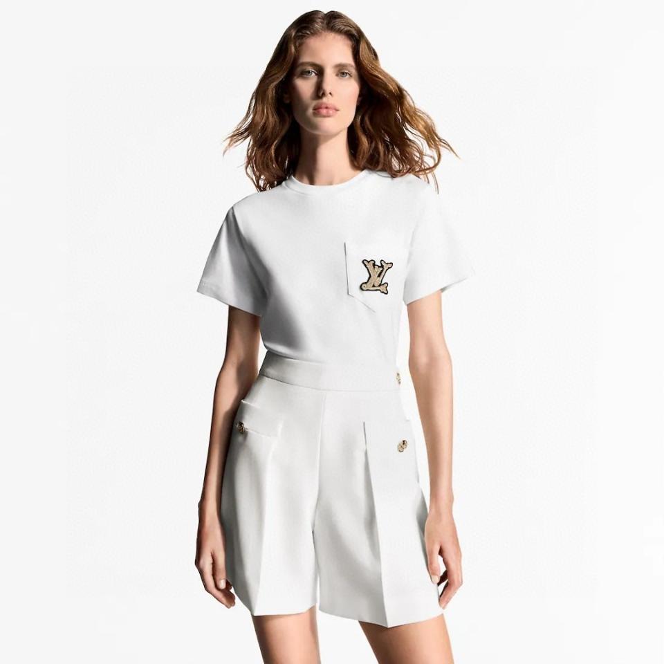 Louis Vuitton 1AHIZU
Nautical
Nautical Pocket T-Shirt -duoc-ban-tai-HVIP Shoes & Clothes