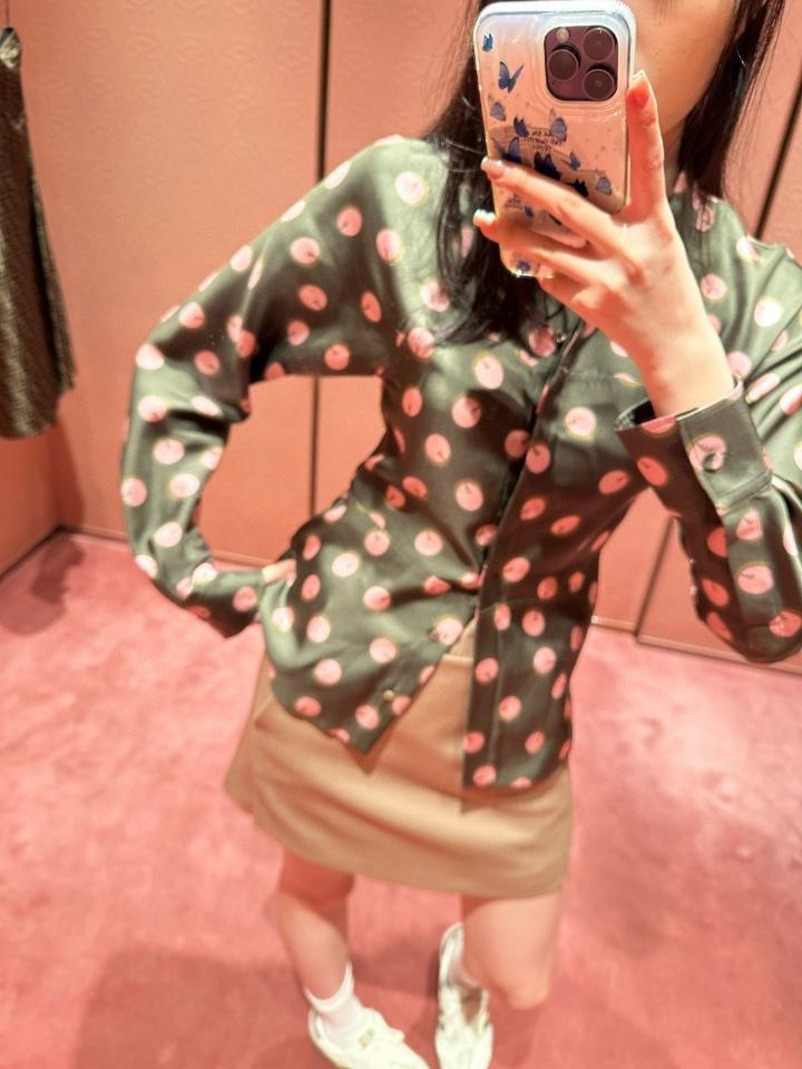 Fendi silk blouse black and pink-duoc-ban-tai-HVIP Shoes & Clothes