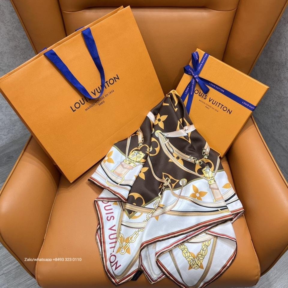 Louis Vuitton M77639 Ultimate Monogram Square 90

BROWN K1-duoc-ban-tai-Hvip Bags & Accessories