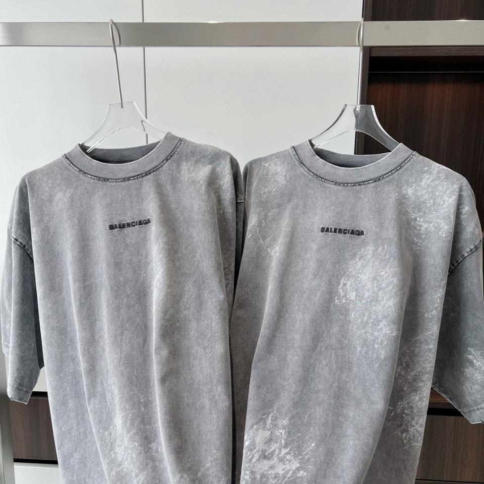 Balenciaga Men's Balenciaga Back T-shirt Medium Fit in Grey-duoc-ban-tai-HVIP Shoes & Clothes