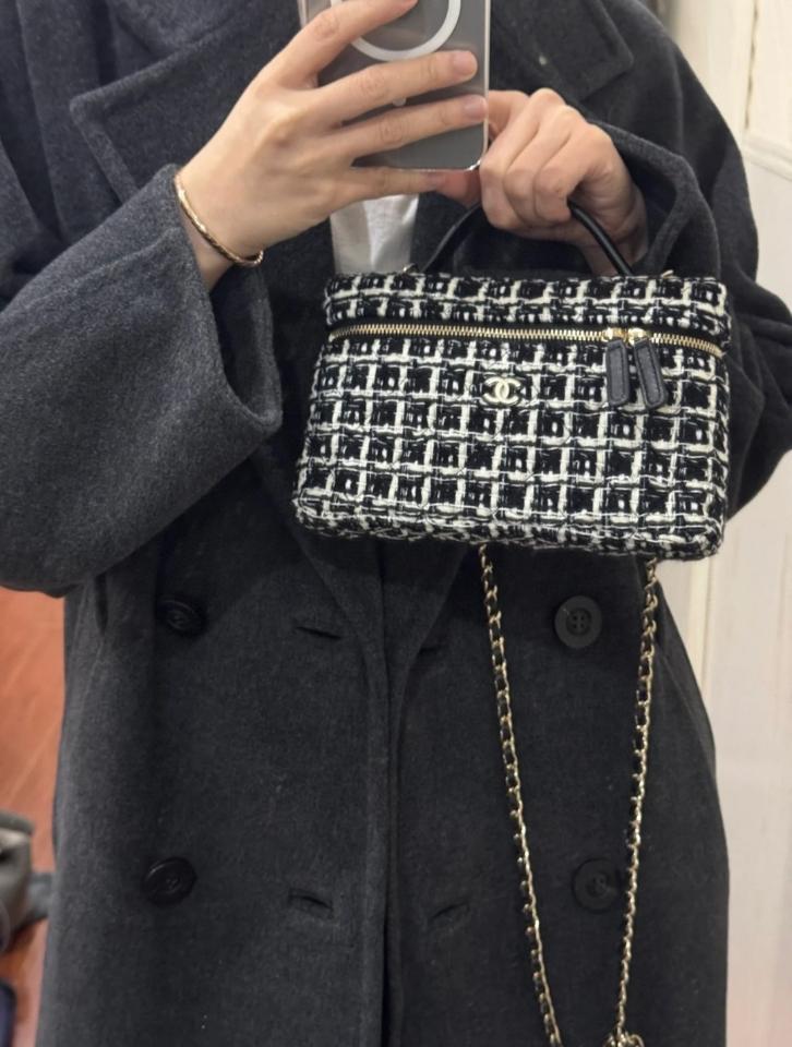 Chanel 25C AP4385 Vanity tweed black and white CH5-duoc-ban-tai-Hvip Bags & Accessories