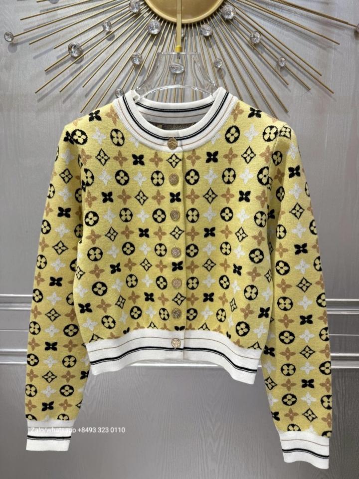 Louis Vuitton 1AFZOF

Monogram Kaleidoscope Cardigan

V4-duoc-ban-tai-Hvip Bags & Accessories