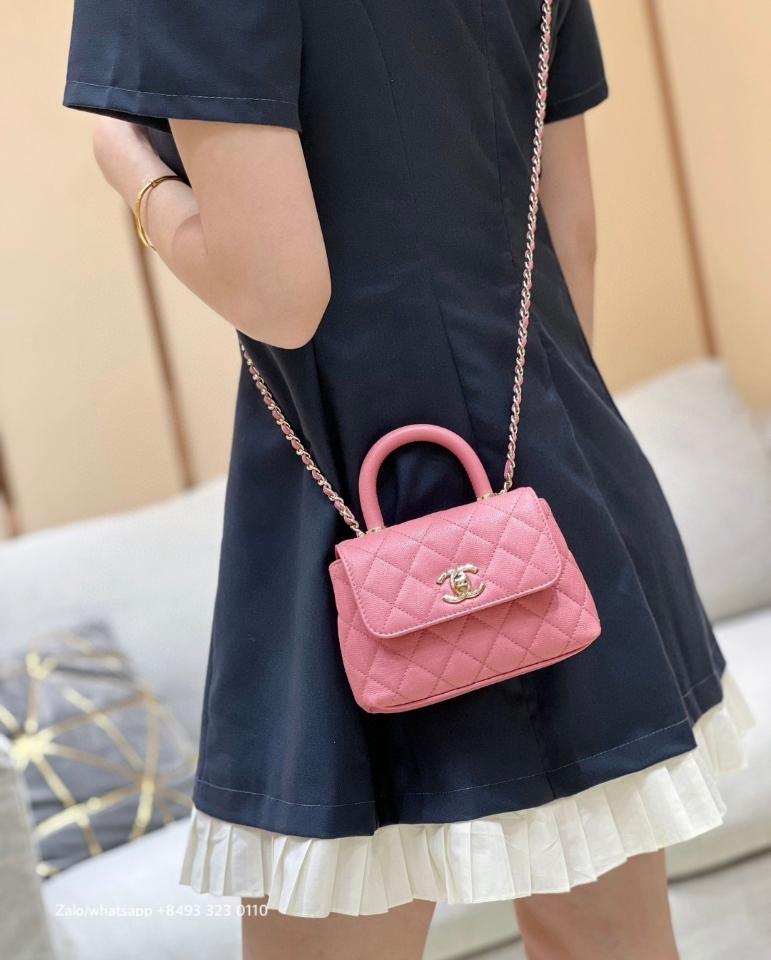 Chanel 24K AP4244 CLUTCH WITH CHAIN
 
Grained Calfskin & Gold-Tone Metal 
Light Pink CH3-duoc-ban-tai-Hvip Bags & Accessories