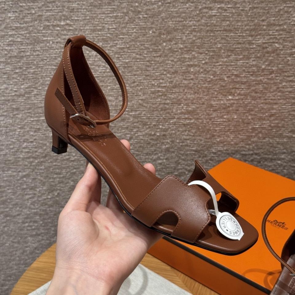 Hermès Joy 40 sandal gold H242115Z 20350-duoc-ban-tai-HVIP Shoes & Clothes