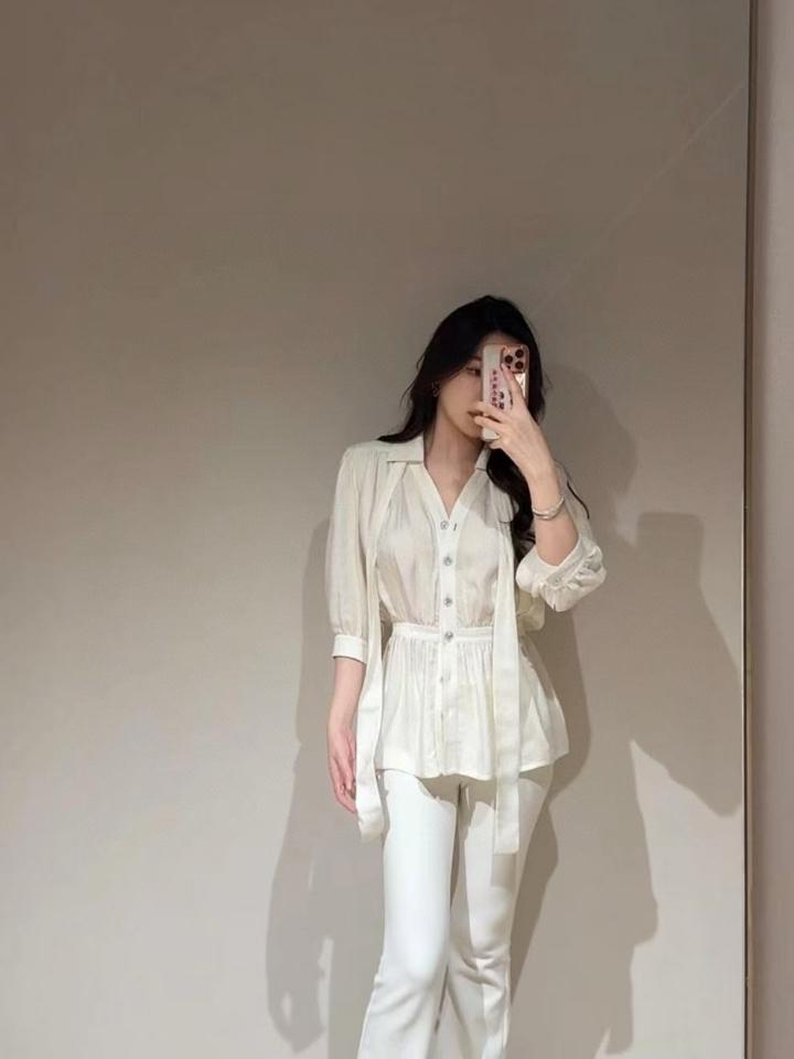 Louis Vuitton 1AHF92
Fashion Show
Puff Sleeve Jacquard Blouse-duoc-ban-tai-HVIP Shoes & Clothes