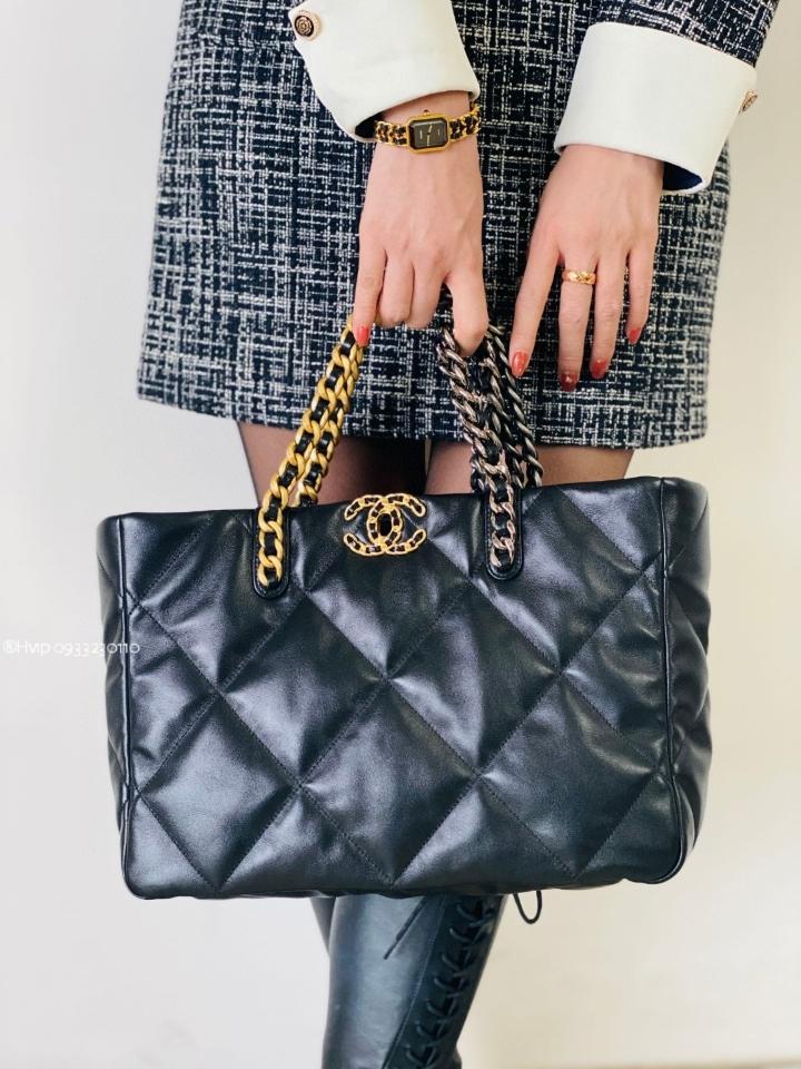 Chanel 19 tote shopping bag T1-duoc-ban-tai-Hvip Bags & Accessories