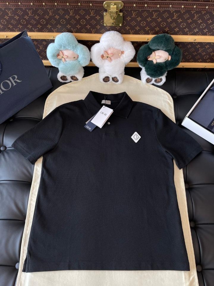 Dior CD Diamond Polo Shirt
Black Cotton Piqué Crepe
L593J801A3009_C900-duoc-ban-tai-HVIP Shoes & Clothes