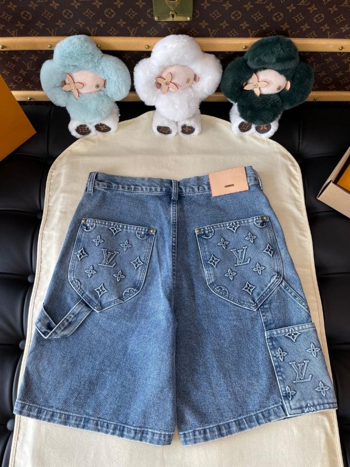 Louis Vuitton 1ABJ7c Monogram Cotton Logo Shorts 2023-24FW-duoc-ban-tai-HVIP Shoes & Clothes