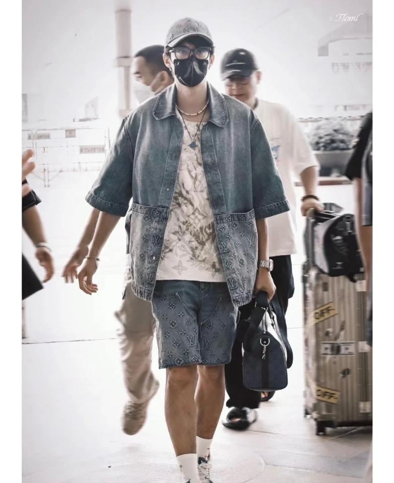 Louis Vuitton 1ABJ7c Monogram Cotton Logo Shorts 2023-24FW-duoc-ban-tai-HVIP Shoes & Clothes