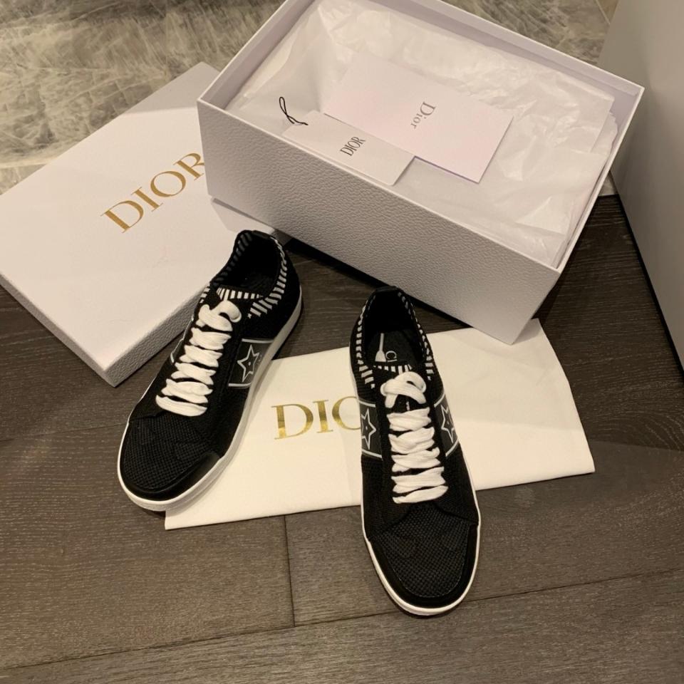 Dior Dior Star Sneaker black Technical Mesh
KCK416DSK-duoc-ban-tai-HVIP Shoes & Clothes