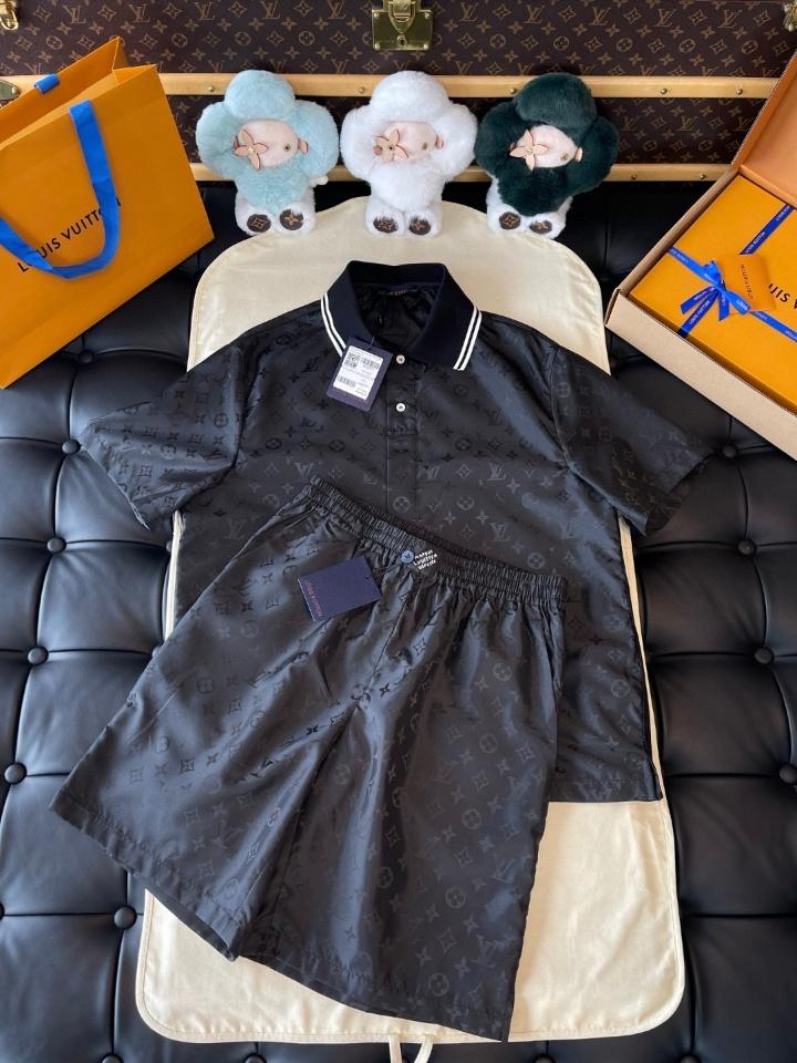 Louis Vuitton 1AGTN0
Monogram Moire Jacquard Silk Shorts 1-duoc-ban-tai-HVIP Shoes & Clothes