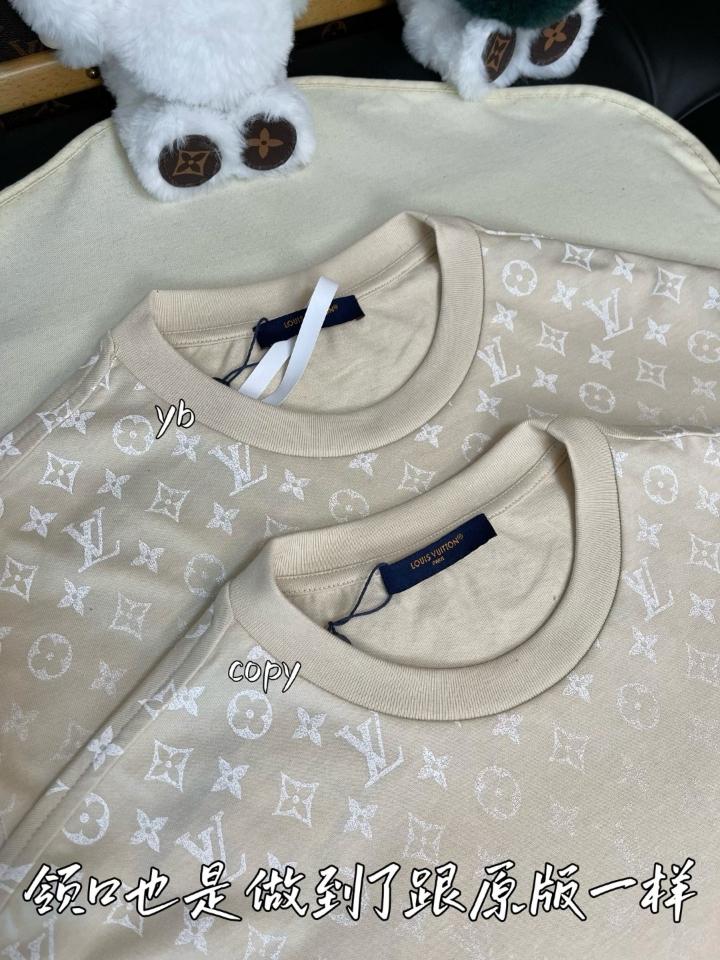 Louis Vuitton 1AHUUM
Monogram Gradient T-Shirt 1-duoc-ban-tai-HVIP Shoes & Clothes
