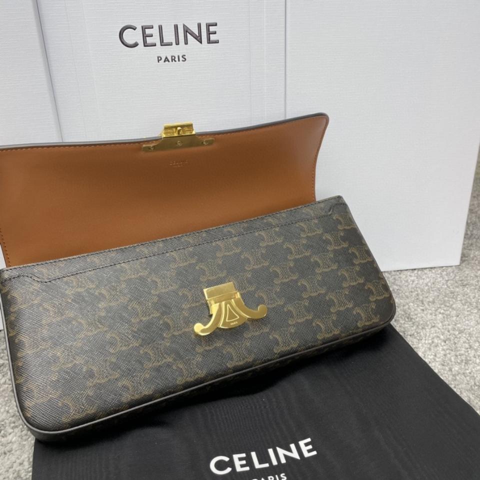 CELINE CHAIN SHOULDER BAG  IN TRIOMPHE CANVAS 
Tan 197412-duoc-ban-tai-Hvip Bags & Accessories