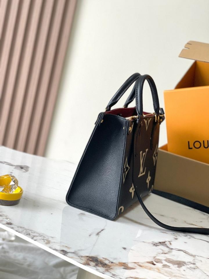 Louis Vuitton M45659
Onthego PM Tote Bag

Lv1-duoc-ban-tai-Hvip Bags & Accessories
