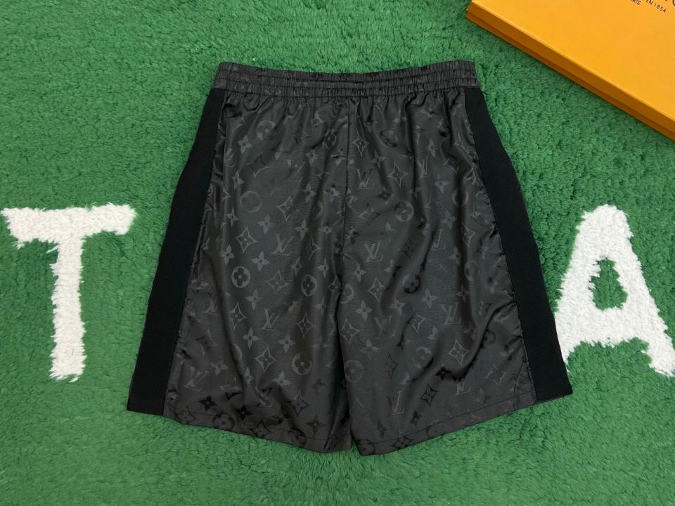 Louis Vuitton 1AGTN1
Monogram Moire Jacquard Silk Shorts-duoc-ban-tai-HVIP Shoes & Clothes