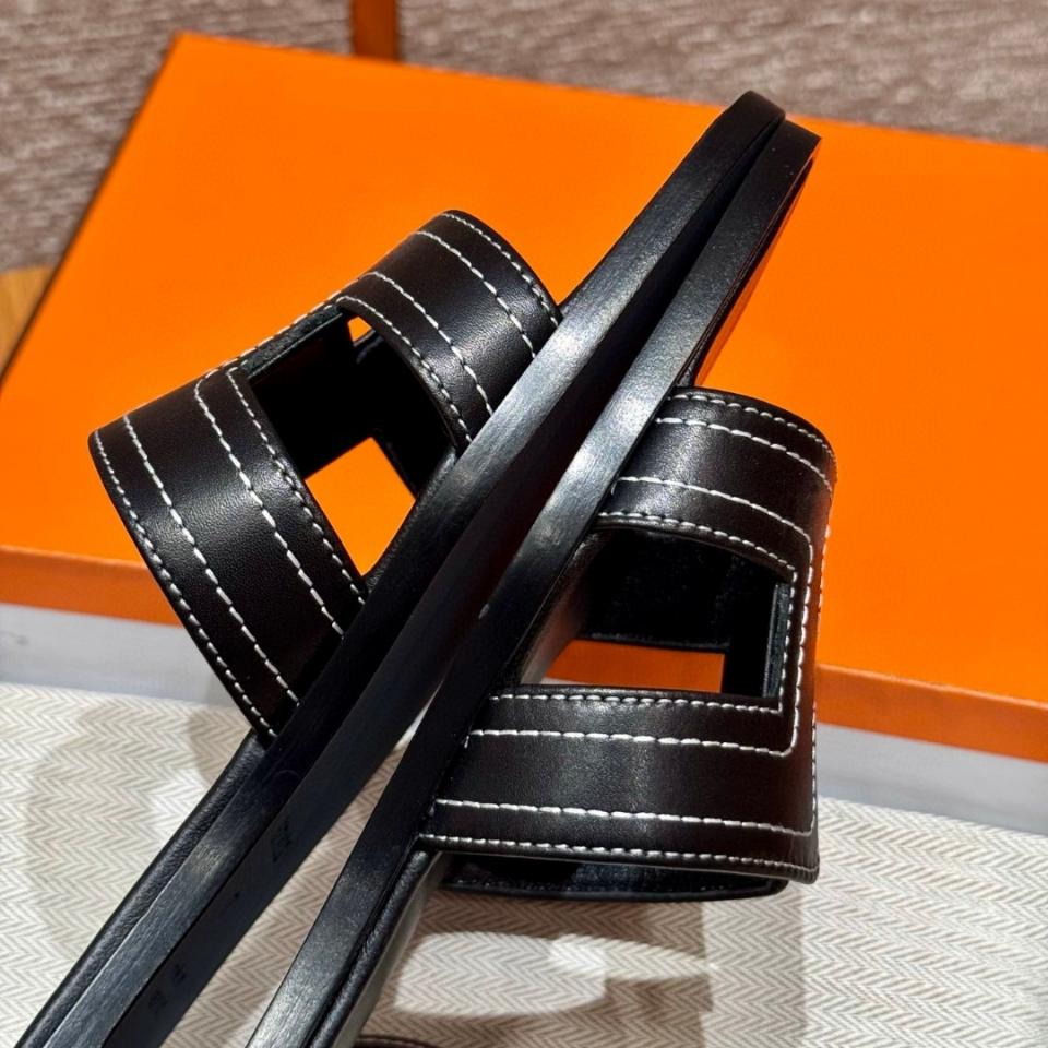 Hermès oran sandal noir H242142Z h1 Sao chép-duoc-ban-tai-HVIP Shoes & Clothes