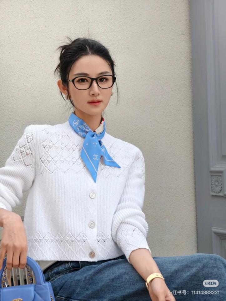 Chanel white cardigan -duoc-ban-tai-HVIP Shoes & Clothes