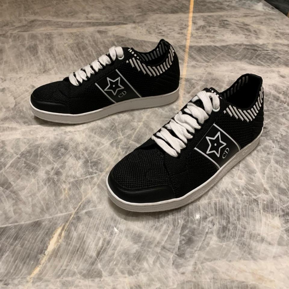 Dior Dior Star Sneaker black Technical Mesh
KCK416DSK-duoc-ban-tai-HVIP Shoes & Clothes