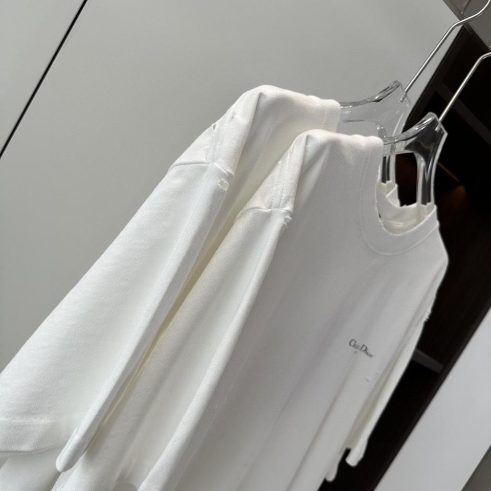 Christian Dior Couture Lily of the Valley T-Shirt, Relaxed Fit White Cotton Jersey 593J672A0554_C089 1-duoc-ban-tai-HVIP Shoes & Clothes
