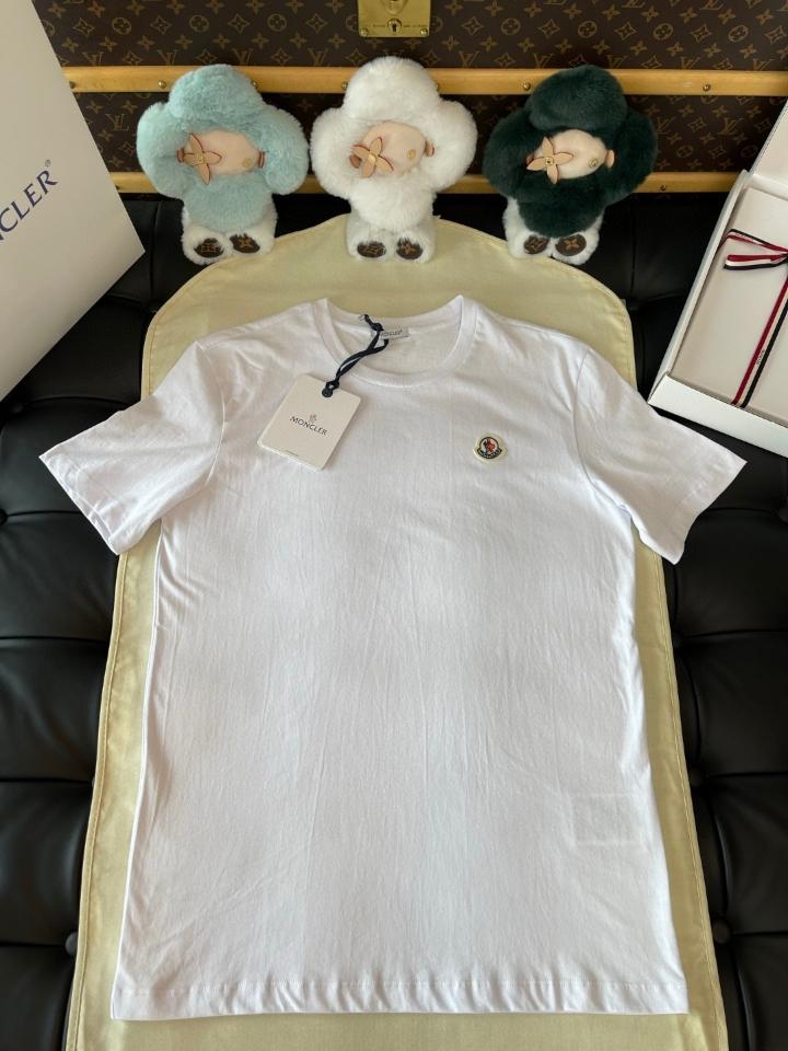 Moncler Logo Patch Cotton T-Shirt white-duoc-ban-tai-HVIP Shoes & Clothes
