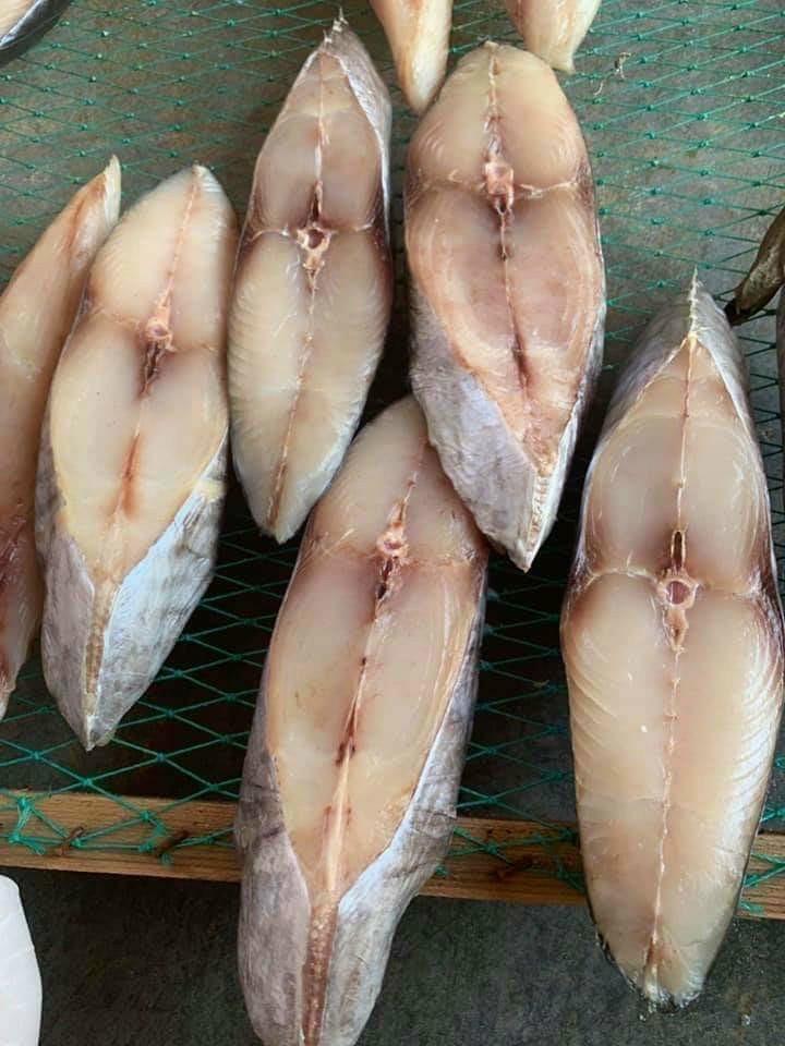Cá thu 1 nắng Đồ Sơn -duoc-ban-tai-Nguyễn Thị Lan